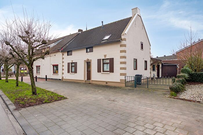 7-kamerhuis te koop in Born, Born