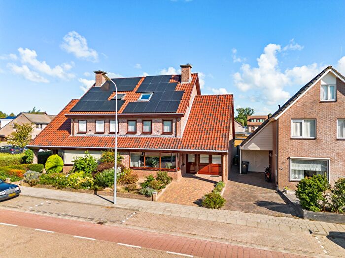 8-kamerhuis te koop in Urkerhard, Urk
