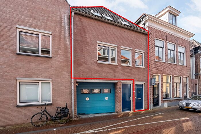 6-kamerappartement te koop in Binnenstad Kampen, Kampen