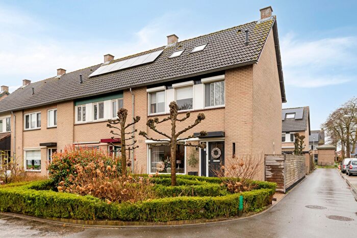 5-kamerhuis te koop in Ederveen – Jasmijnstraat, Ederveen dorp