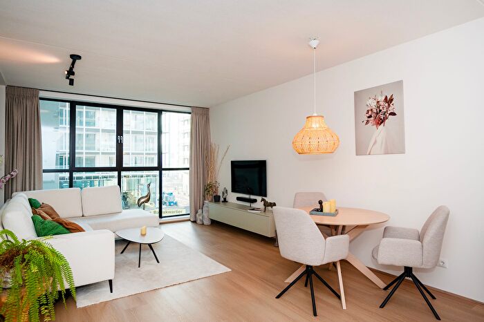 2-kamerappartement te huur in Weespertrekvaart, Amsterdam