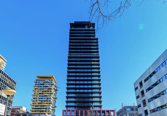 3-kamerappartement te koop in Amsterdam – Hogehilweg B18, Amstel III deel A/B-Noord