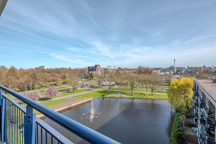4-kamerappartement te koop in Bloemenbuurt M(adelief) - Z(onnenbloem), Zwijndrecht