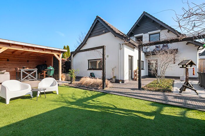 8-kamerhuis te koop in 't Zand-Tabakshof, Huissen