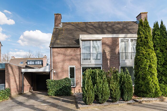 6-kamerhuis te koop in Kerkdorp Acht, Eindhoven