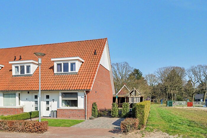 4-kamerhuis te koop in Steensel, Steensel