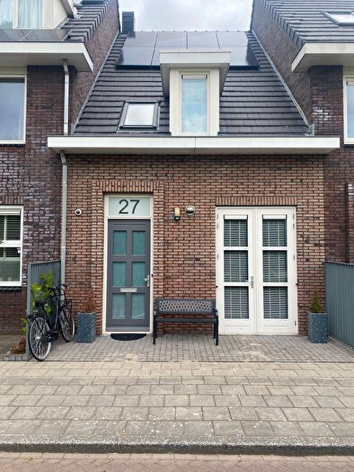 5-kamerhuis te huur in Kastelenbuurt, Amstelveen