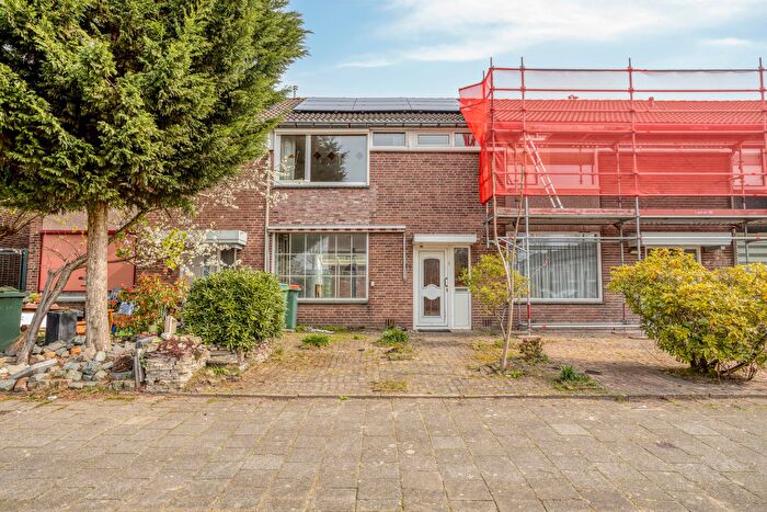 5-kamerhuis te koop in Breda – Namenstraat, Biesdonk