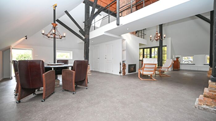 Koop en Huur Huizen - 3