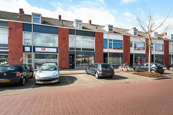 3-kamerappartement te koop in Midden Eng-Oost, Bussum