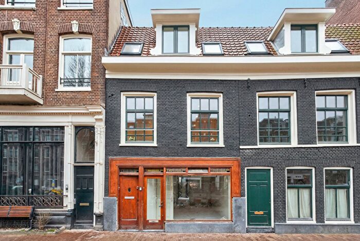 1-kamerappartement te koop in Amsterdam – Overtoom, Vondelparkbuurt-West