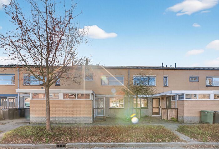 4-kamerhuis te koop in Almere – Eikenstraat, Parkwijk Noordwest