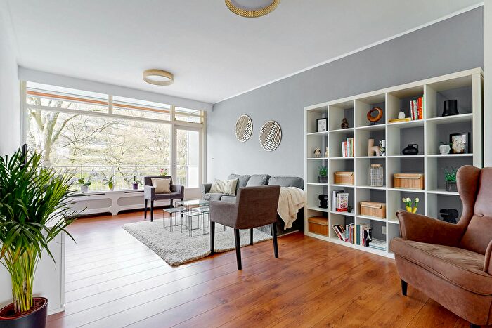 3-kamerappartement te koop in Vredeveldbuurt, Amstelveen