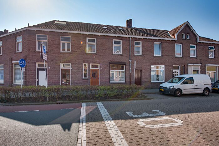 5-kamerhuis te koop in Bouwmeestersbuurt Zuid, Tilburg