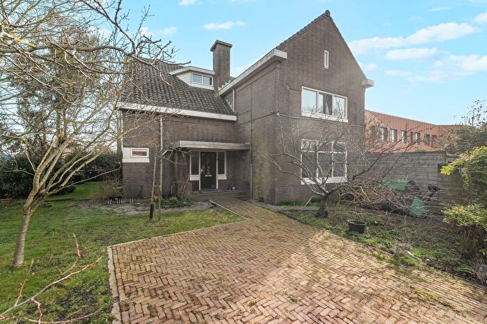 7-kamerhuis te koop in Hippolytushoef Centrum (woonkern), Hippolytushoef