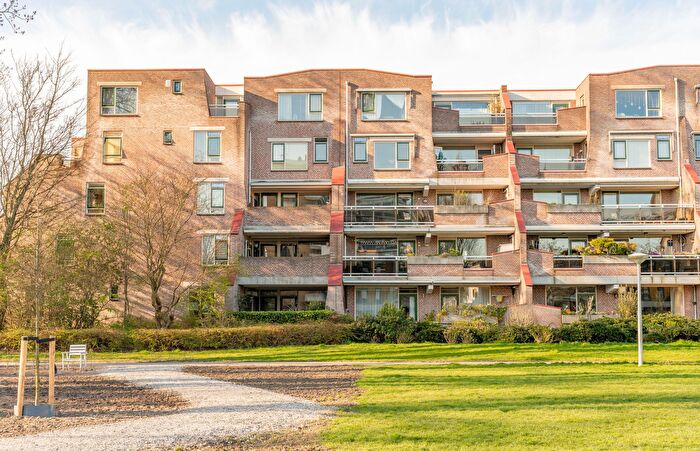3-kamerappartement te koop in Vredeveldbuurt, Amstelveen