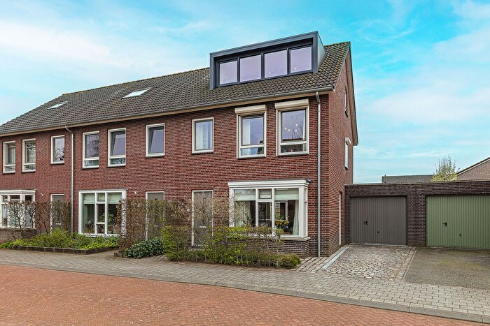 6-kamerhuis te koop in Rijsbergen, Rijsbergen