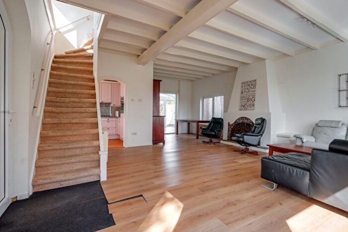 Koop en Huur Huizen - 3