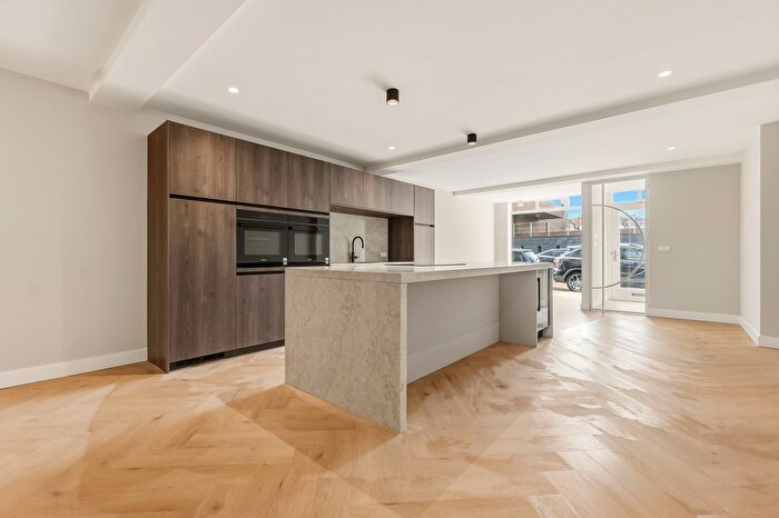 4-kamerappartement te koop in Den Haag – Dr. Lelykade, Vissershaven