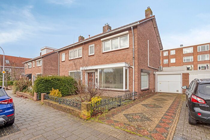 5-kamerhuis te koop in Heseveld, Nijmegen