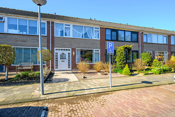 4-kamerhuis te koop in Planetenwijk, Wieringerwerf